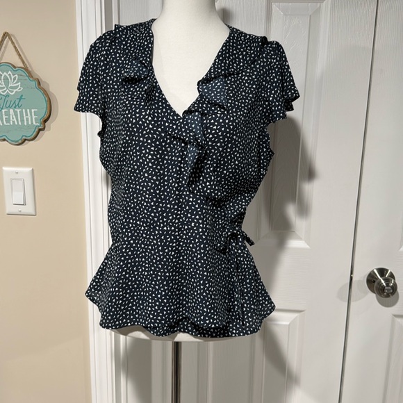 Banana Republic Wrap Blouse Blue and Whitete pattern - Picture 1 of 6